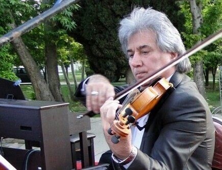 «نادر کشاورز» نوازنده پیشکسوت ویولن بر اثر کرونا درگذشت
