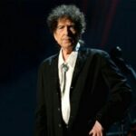 اثر «باب دیلن» بیش از یک میلیون دلار فروخته شد